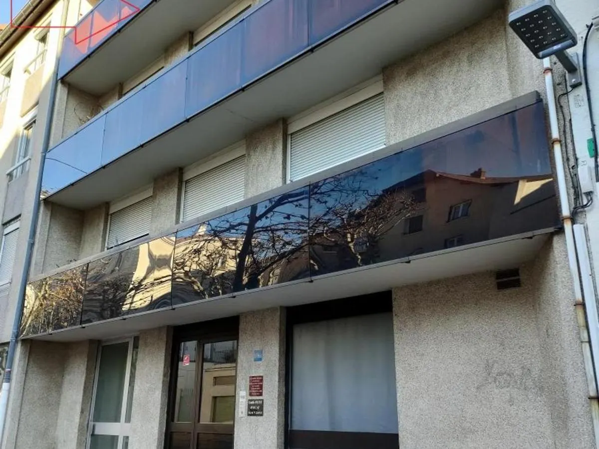 Appartement Moderne Avec Balcon, Parking Prive Et Espace Bien-Etre A Saint-Chamond - Fr-1-496-269